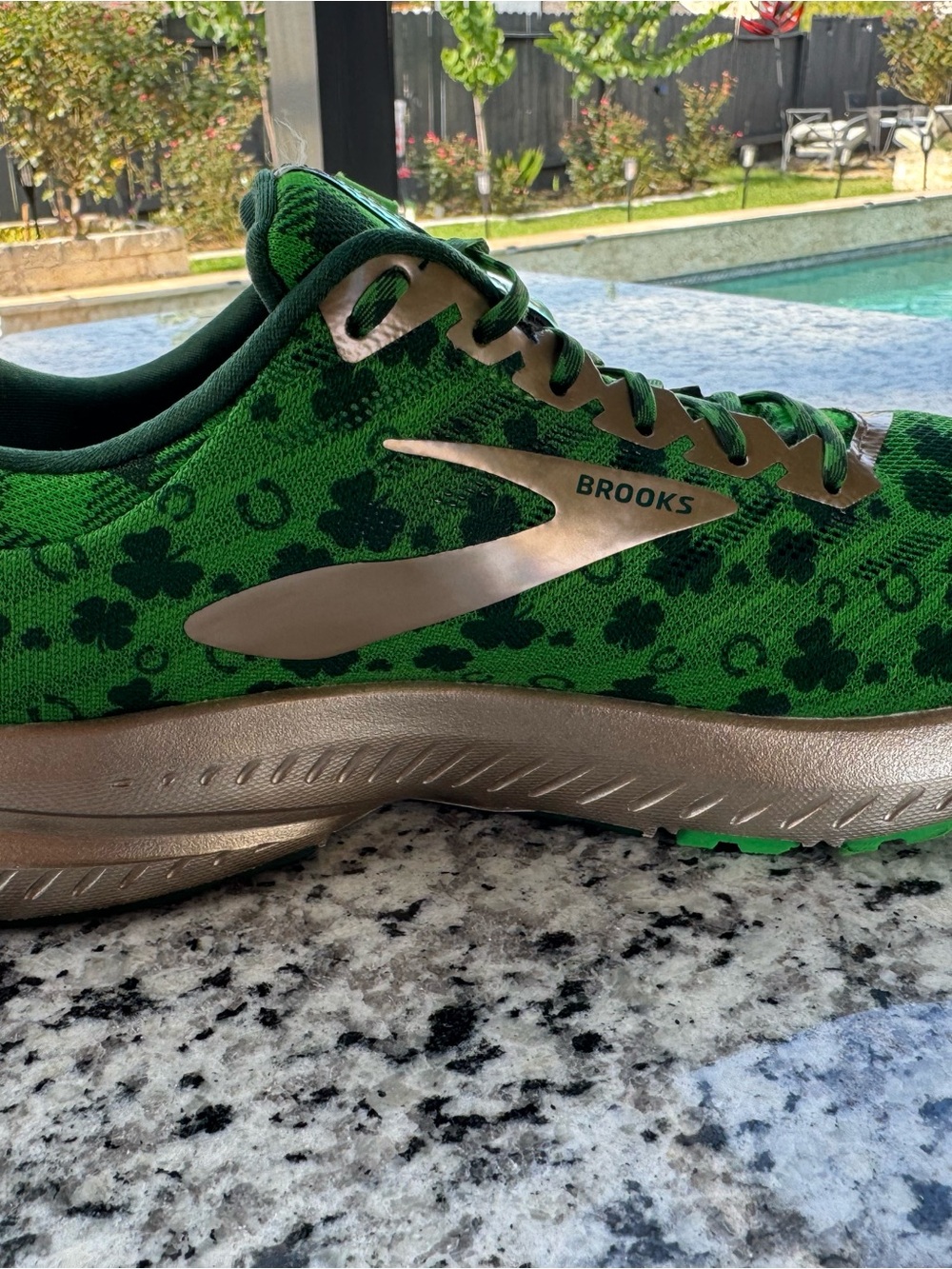 Brooks Green Shamrock-Print Running Shoes with Metallic Gold Accents - Picture 5 of 13